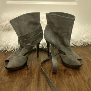 Corso Cosmo sued boots